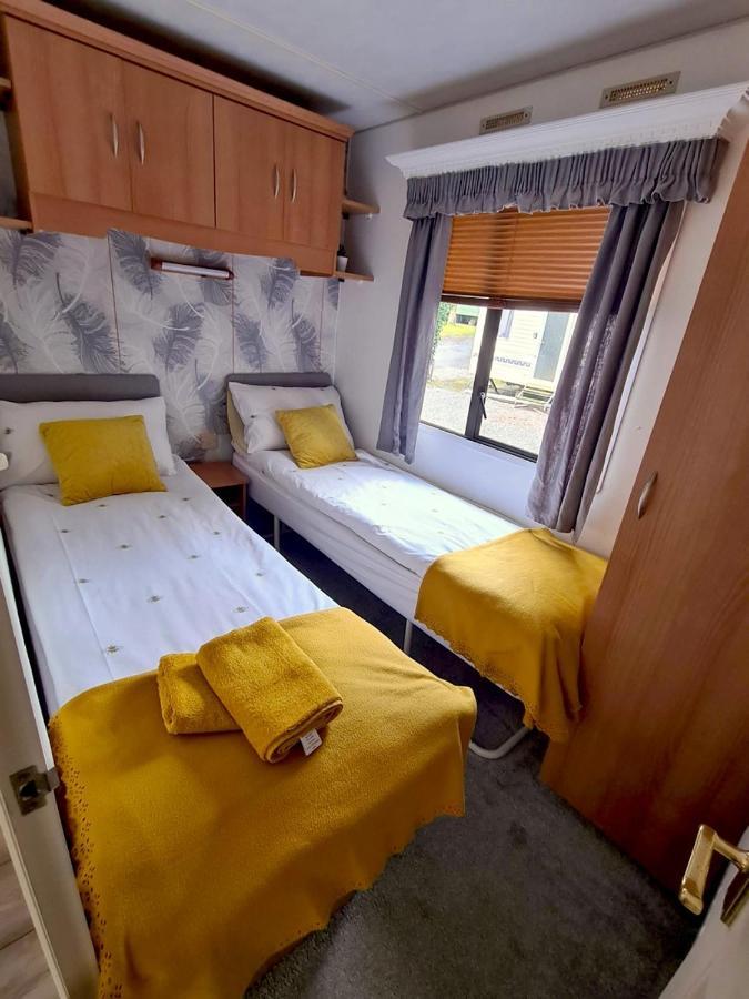Ballantrae Unique Caravan With Outdoor Space מראה חיצוני תמונה